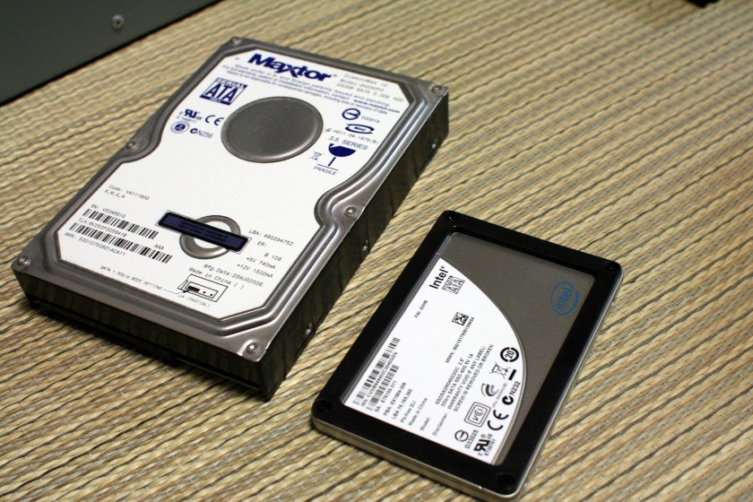 Nên mua ổ cứng SSD hay HDD?