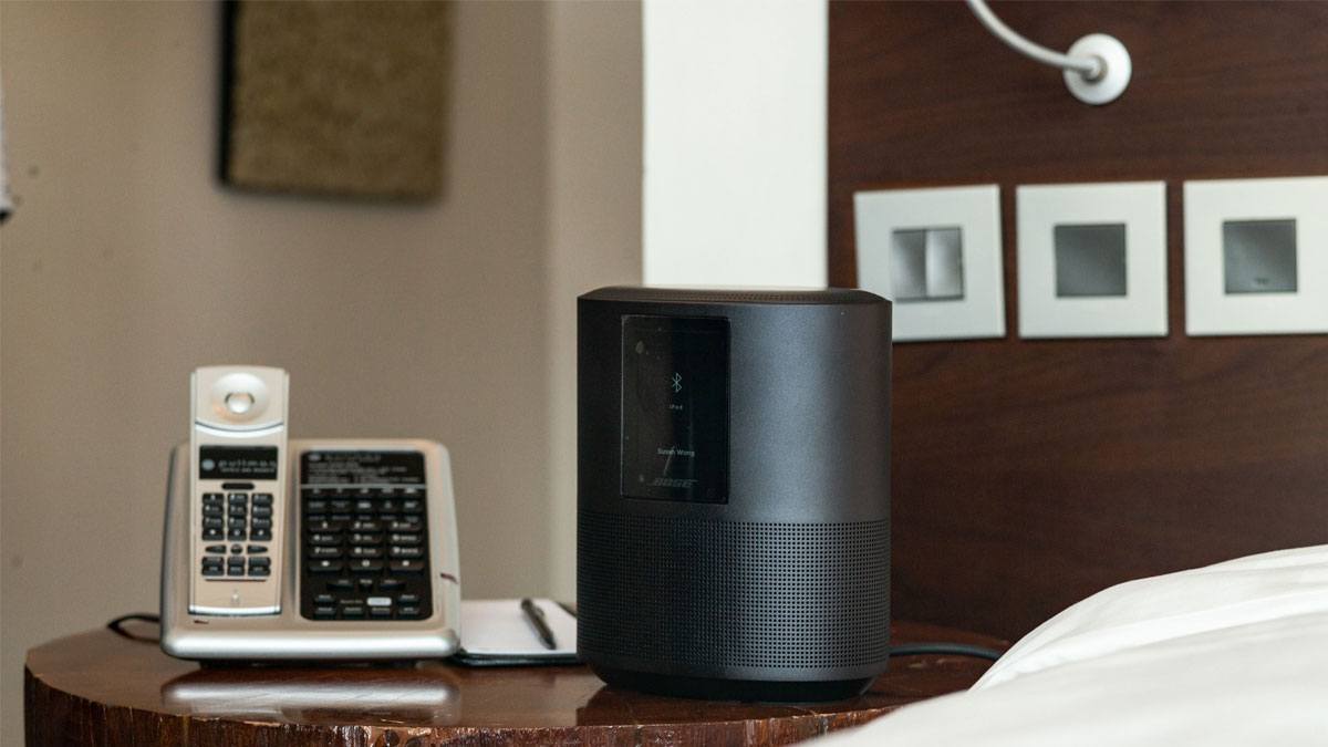 Bose Home Speaker 500 thiết kế đẹp mắt