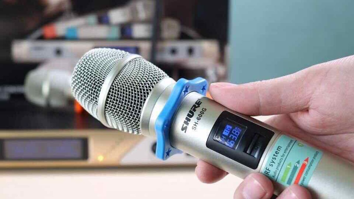 Tại sao nên mua mic hát karaoke không dây?