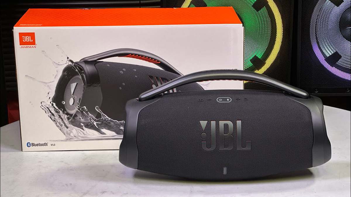 Giá bán JBL Boombox 4 có đắt không?