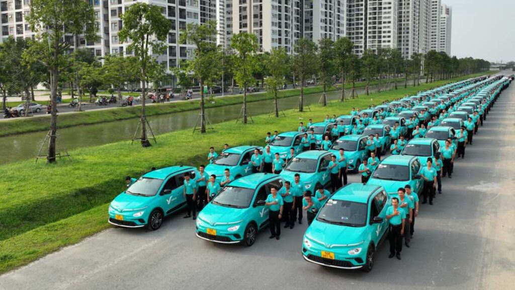 Thủ tục đăng ký làm tài xế Taxi VinFast chi tiết nhất