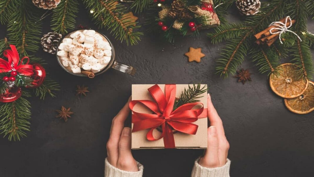 Top 8 quà Noel tặng người thân, gia đình ý nghĩa
