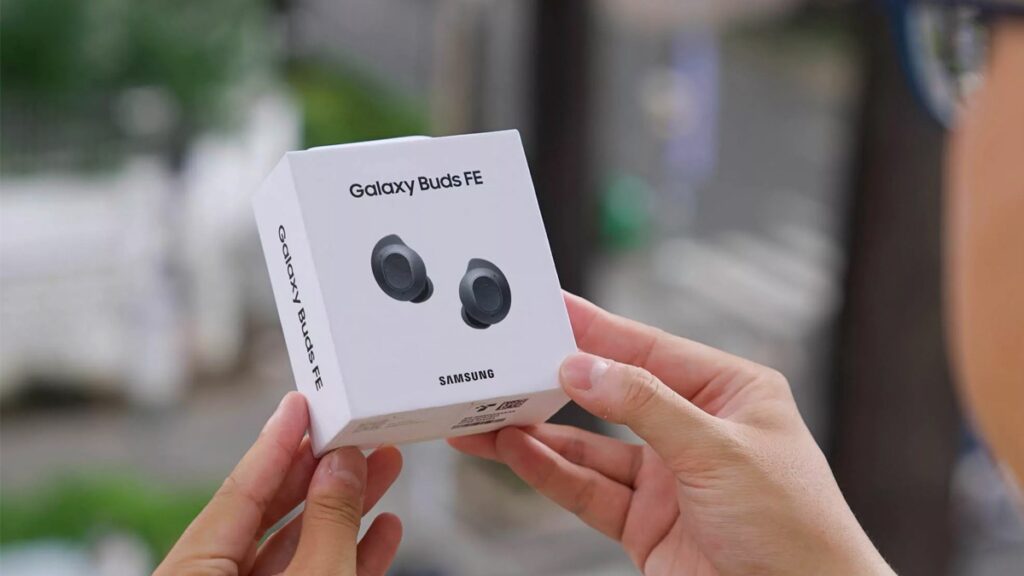 Samsung Galaxy Buds FE có gì mới? Có đáng để nâng cấp không?