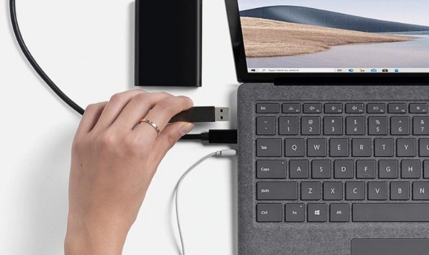 Một số cách hạn chế chai, hư hỏng pin laptop Surface