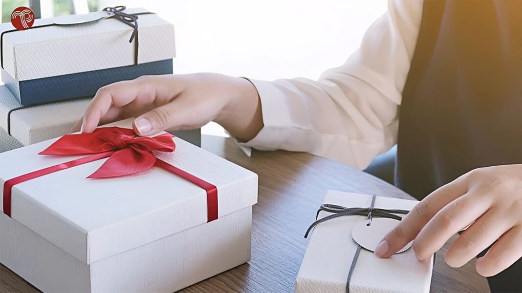 Cách tặng quà 8/3 cho khách hàng cực tinh tế mà bạn nên biết