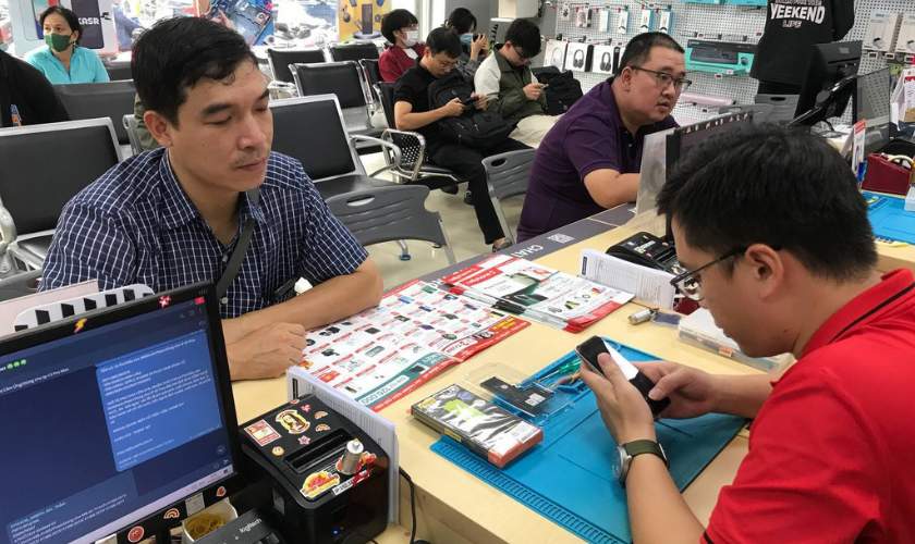 Thay pin iPhone X ở đâu uy tín, giá phải chăng tại TPHCM, Hà Nội?