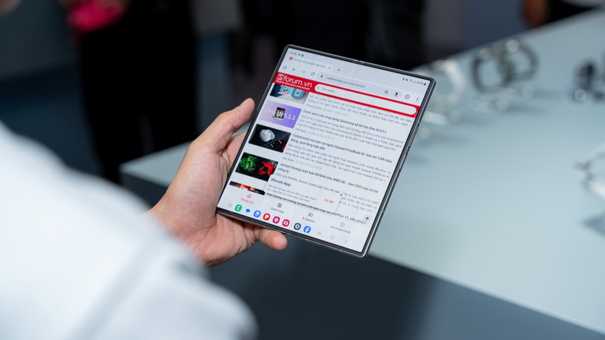 Đánh giá Samsung Galaxy Z fold 7 có khác biệt nhiều Fold6?